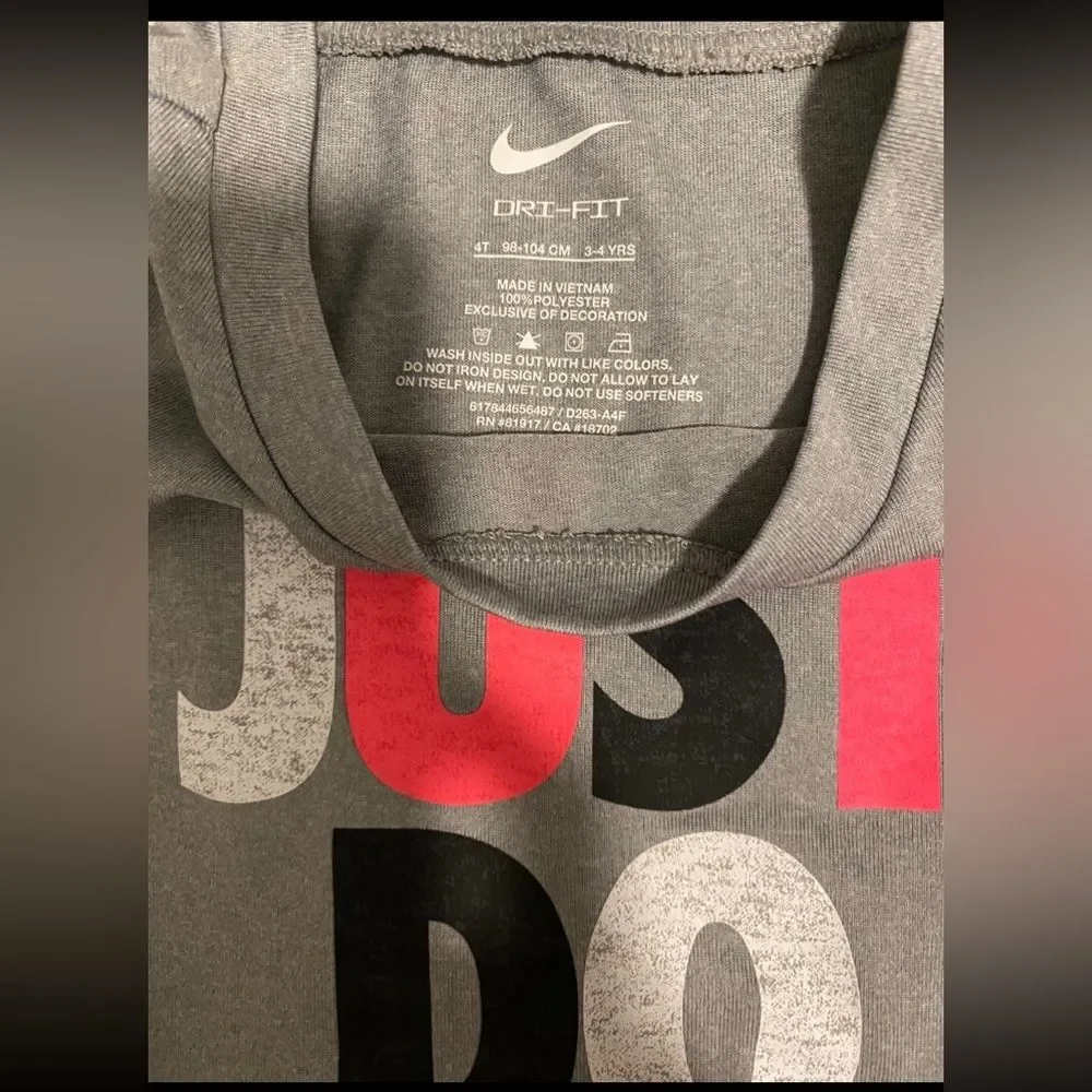 Nike 4T 'JUST DO IT' Shirt with Matching Shorts - Picture 3 of 4